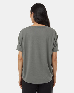 Green-Crew-Neck-Flowy-Oversized-Shortsleeve-T-Shirt