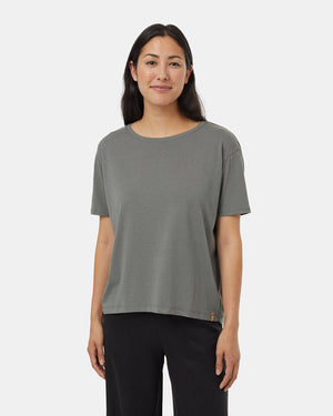 Green-Crew-Neck-Flowy-Oversized-Shortsleeve-T-Shirt